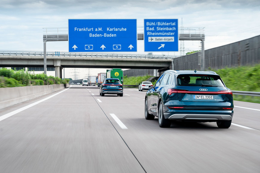 Intelligenter Assistent für elektrisches Fahren: der Audi e-tron Routenplaner